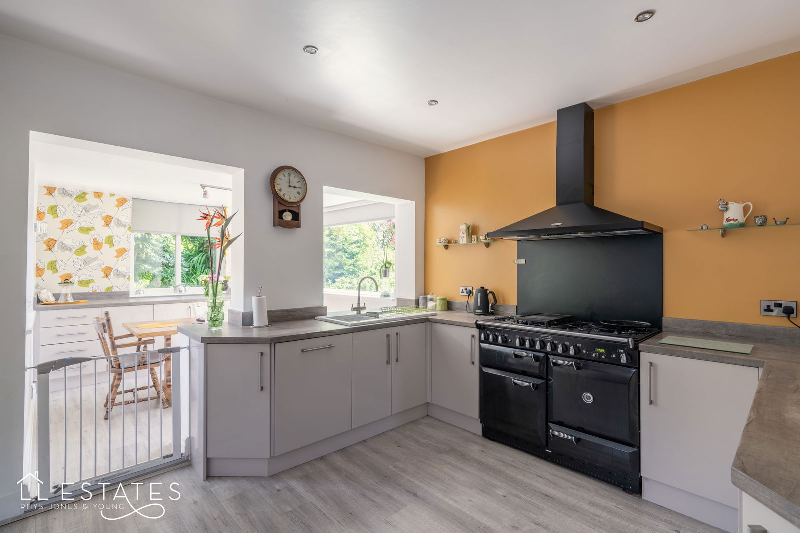 3 bed bungalow for sale in Talton Crescent, Prestatyn, LL19 9HD  - Property Image 3