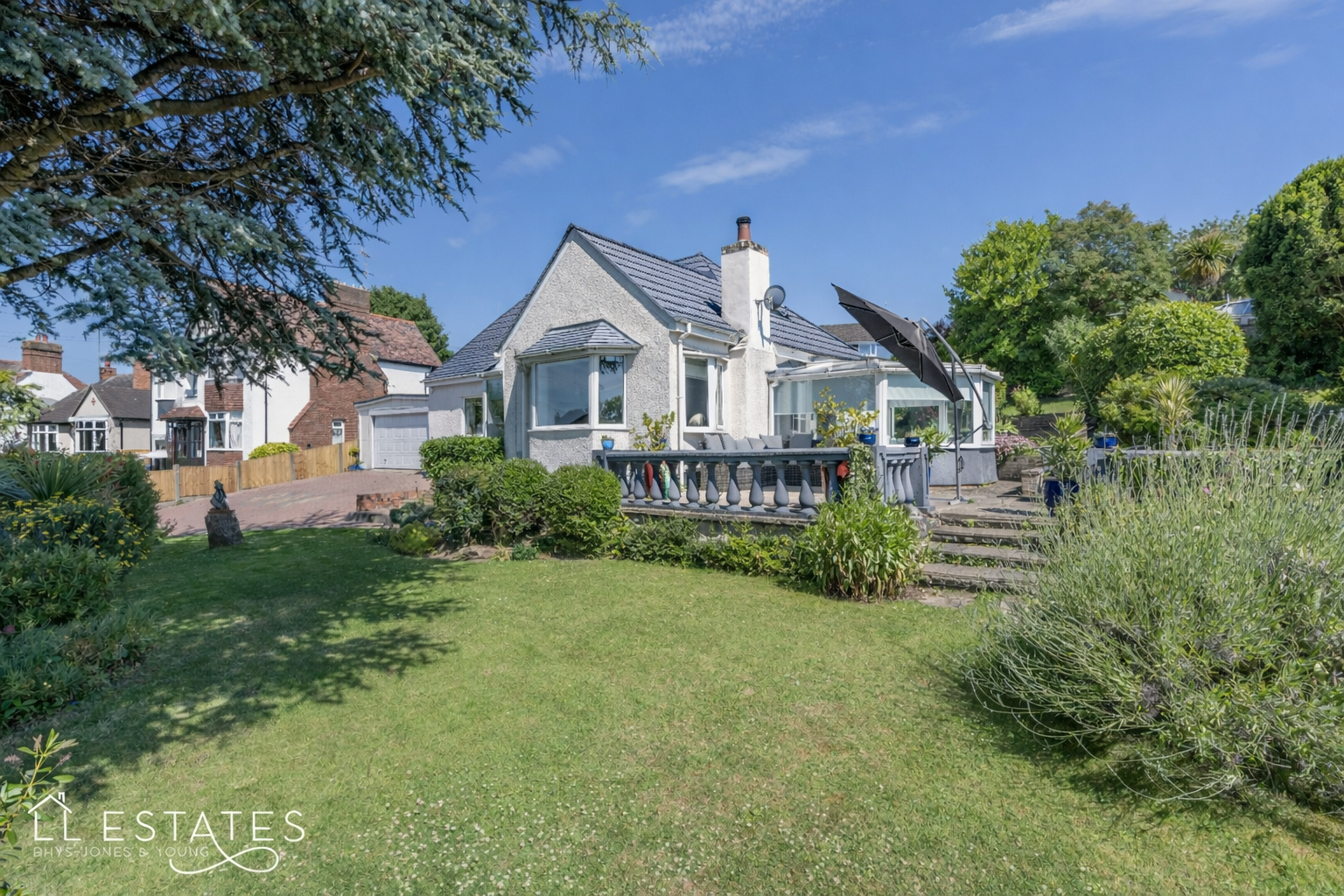 3 bed bungalow for sale in Talton Crescent, Prestatyn, LL19 9HD