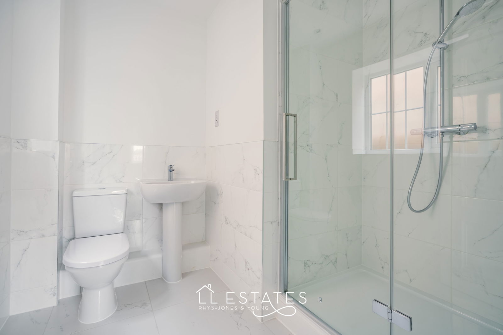 4 bed bungalow for sale in Lon Hm Stanley, St. Asaph, LL17 0EJ 8