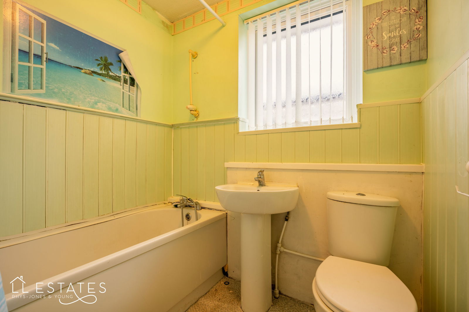 2 bed bungalow for sale in Cedar Avenue, Rhyl  - Property Image 7