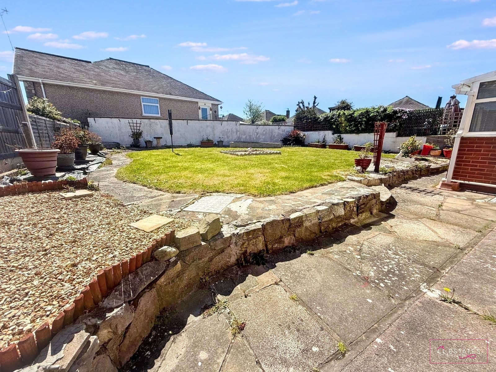 2 bed bungalow for sale in Ffordd Ffynnon, Rhuddlan 8