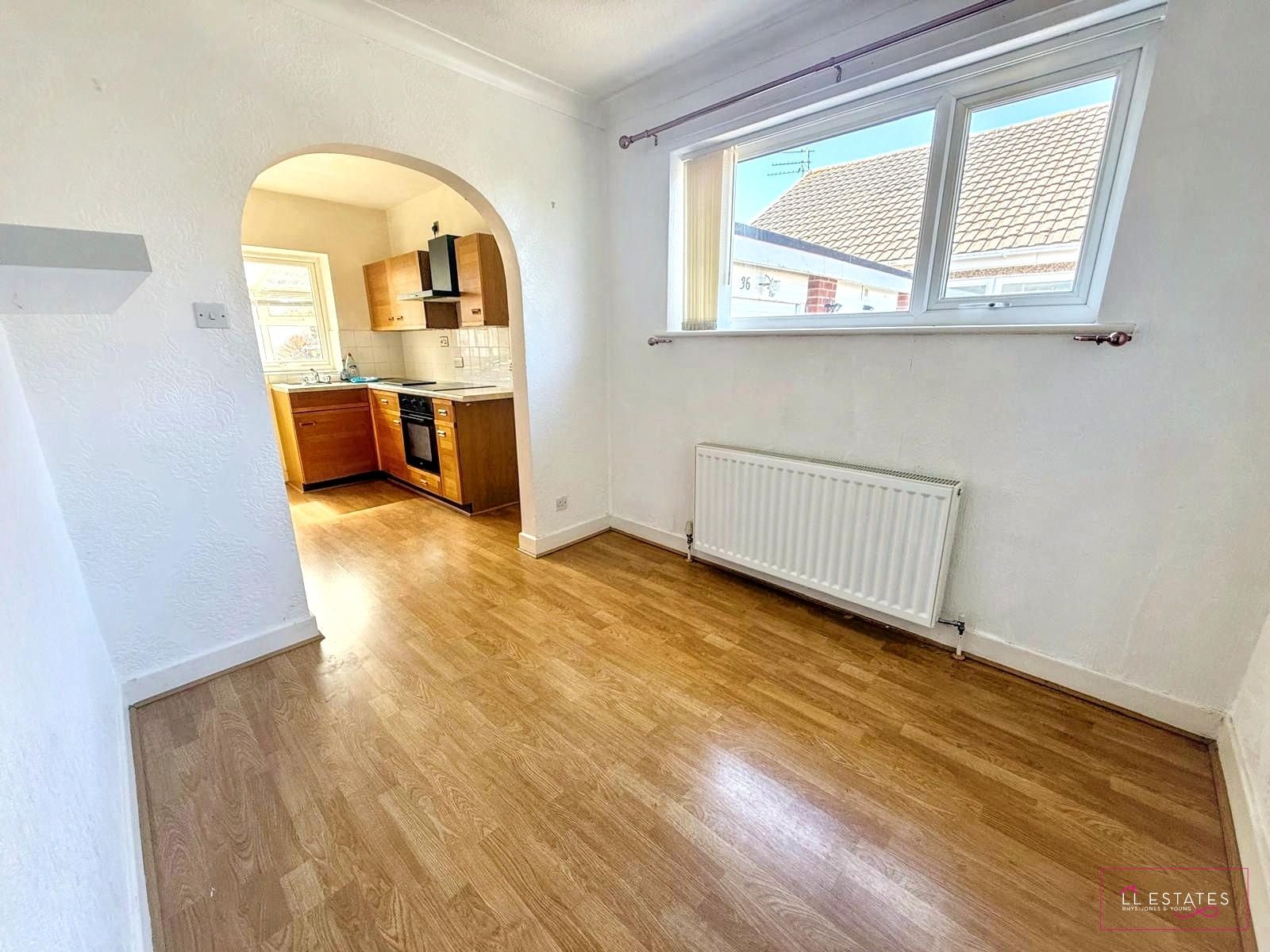 2 bed bungalow for sale in Ffordd Ffynnon, Rhuddlan  - Property Image 3
