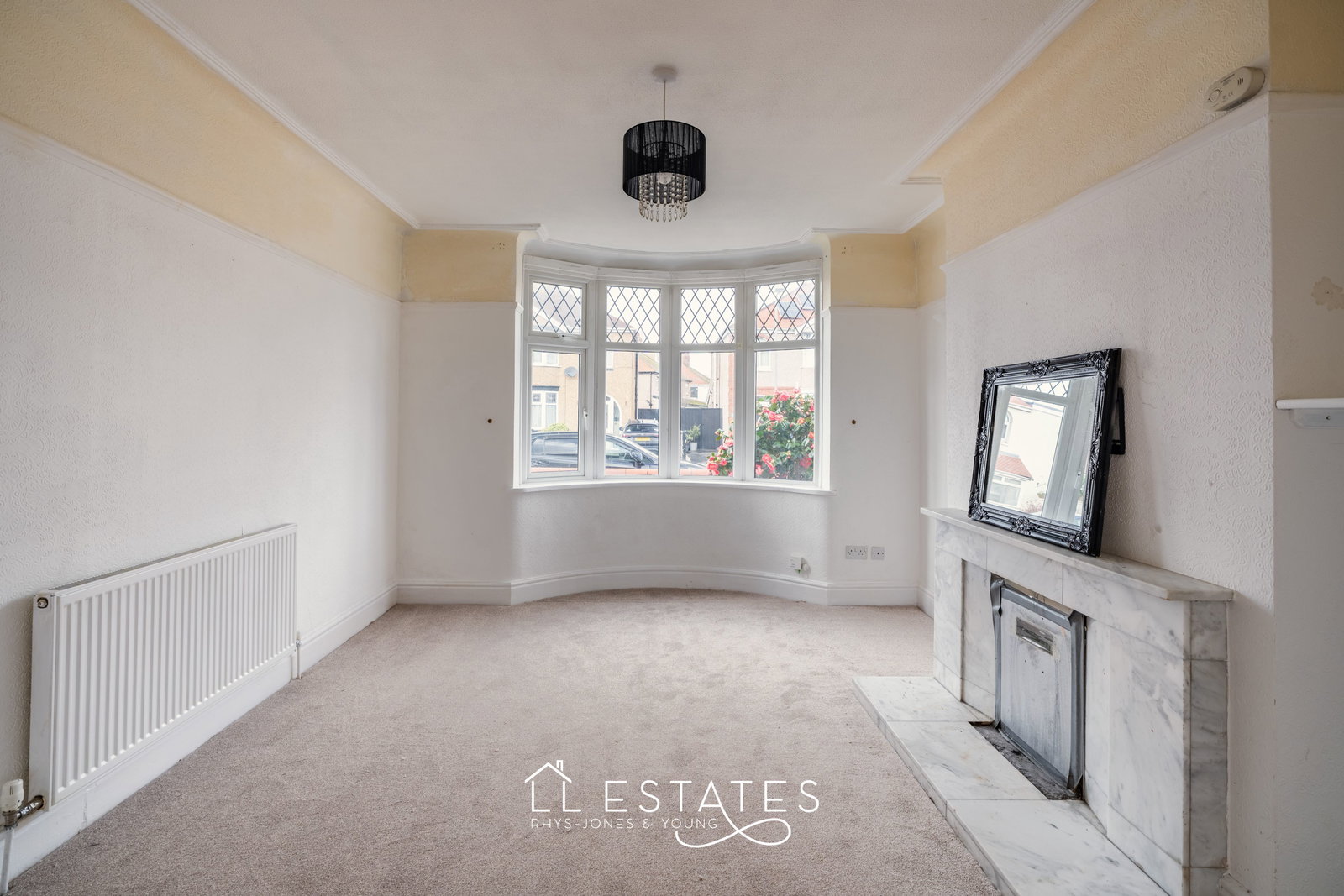 3 bed semi-detached house for sale in Clifton Park Road, Rhyl, LL18 4AL  - Property Image 2