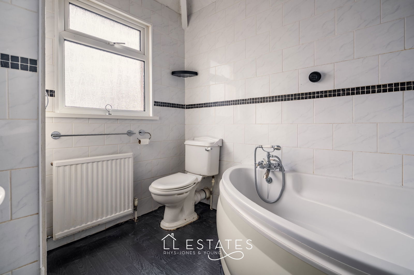 3 bed semi-detached house for sale in Clifton Park Road, Rhyl, LL18 4AL  - Property Image 10