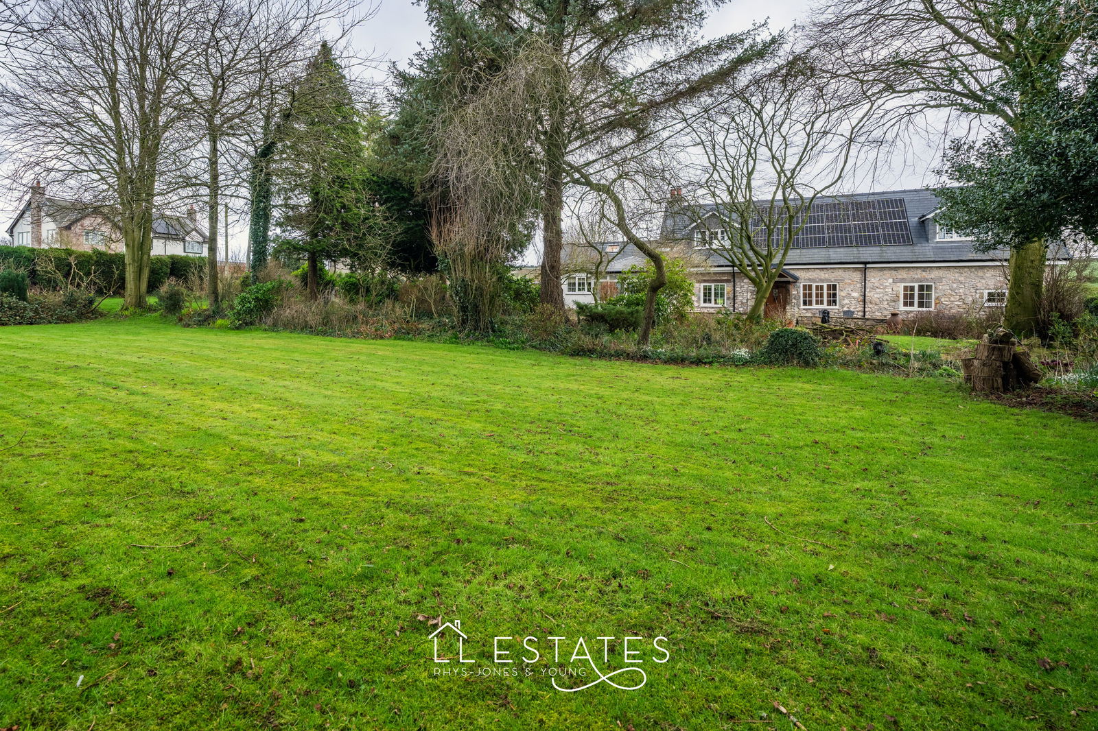 5 bed detached house for sale in Walwen Lane, Axton, CH8 9DL  - Property Image 23