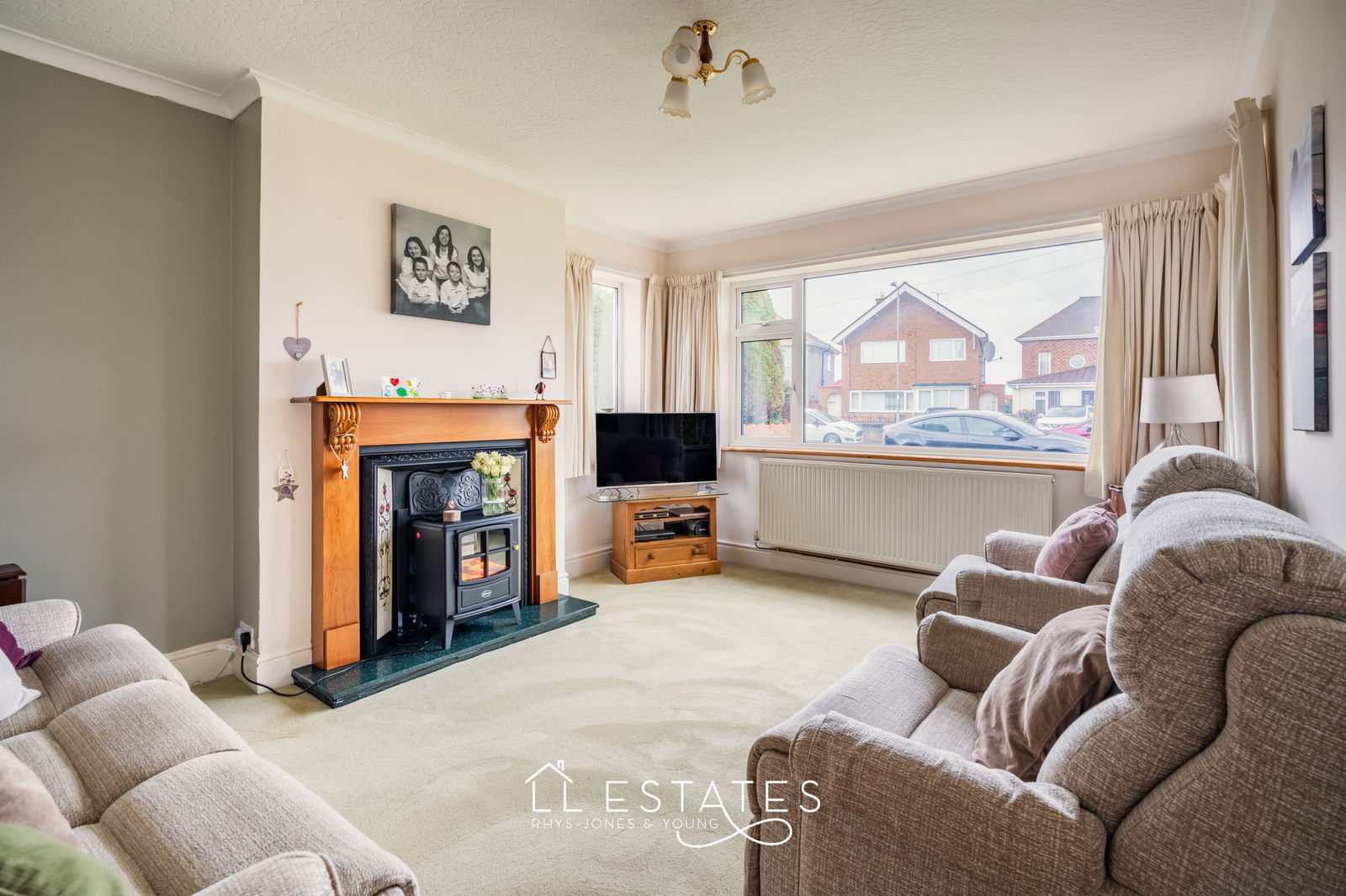 4 bed detached house for sale in North Drive, Rhyl  - Property Image 2