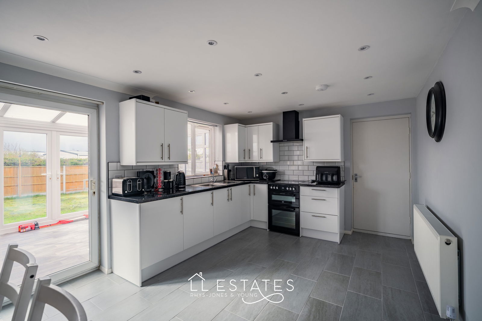 3 bed semi-detached house for sale in Gors Road, Towyn, LL22 9LS  - Property Image 3