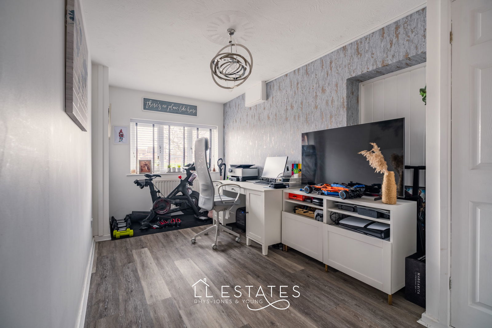 3 bed detached house for sale in Alder Court, Rhyl 7