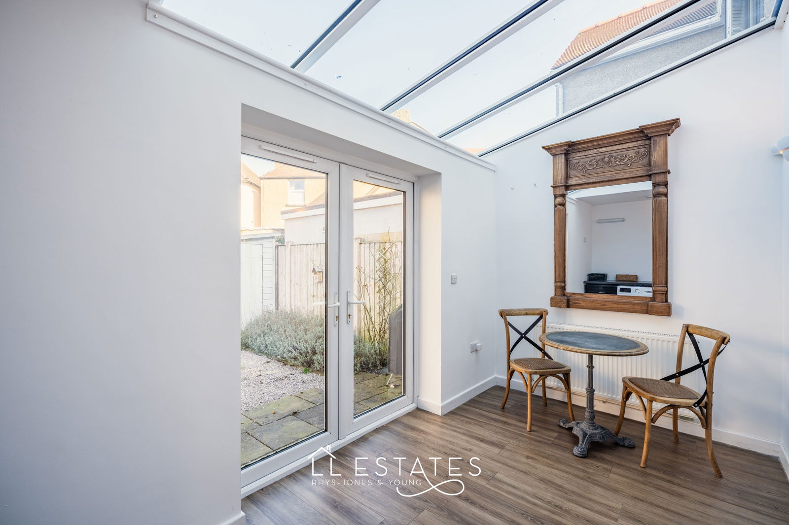 3 bed semi-detached house for sale in London Road, Trelawnyd, LL18 6DN  - Property Image 7