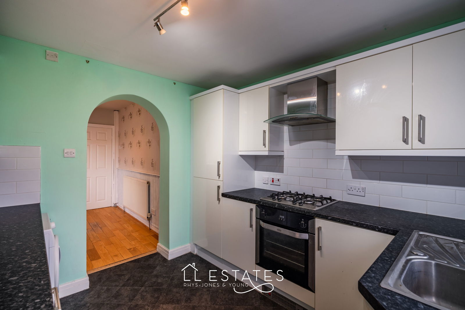 3 bed semi-detached house for sale in Lynwood Drive, Rhyl  - Property Image 5