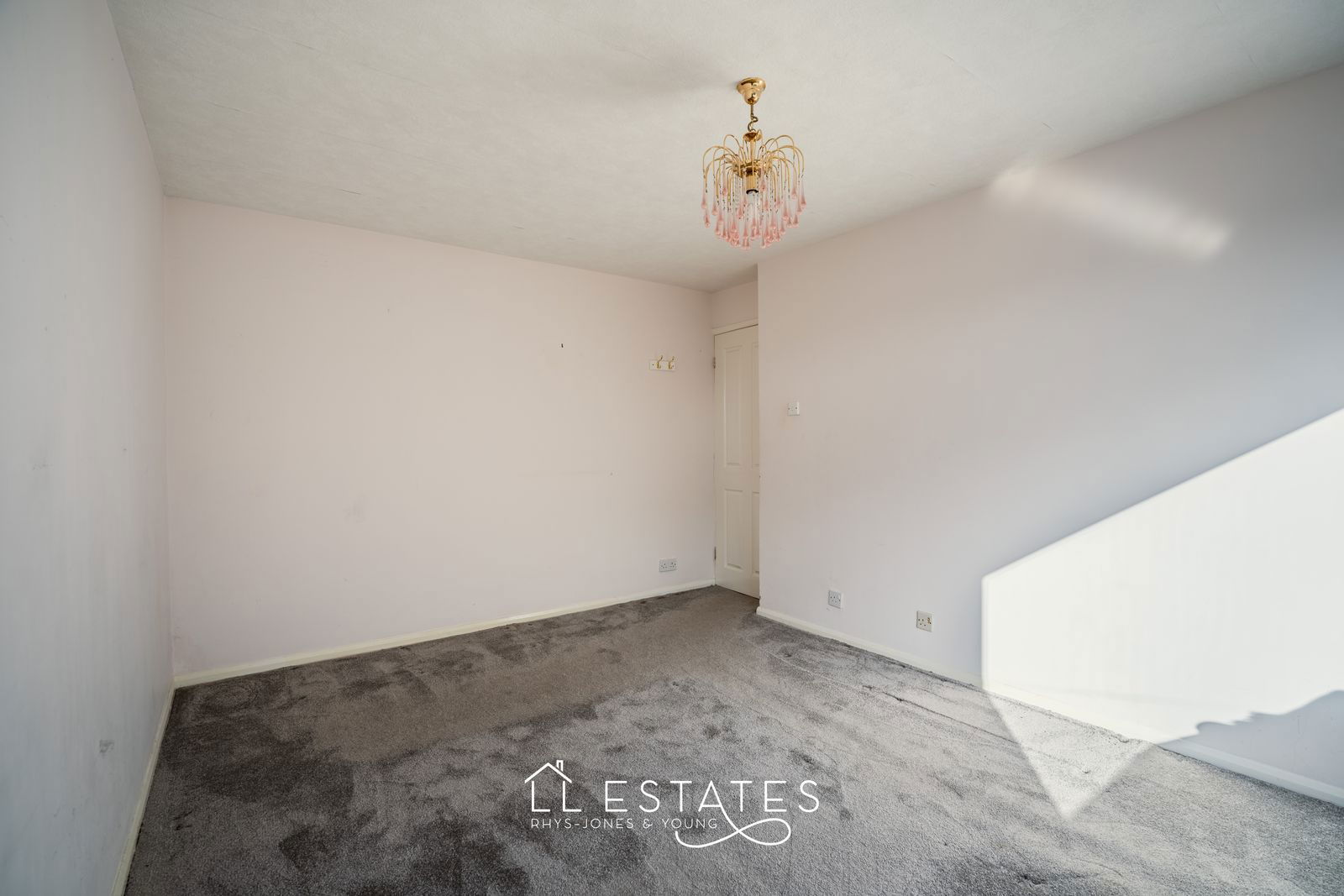 2 bed bungalow for sale in Parc Esmor, Rhyl, LL18 3NW  - Property Image 6