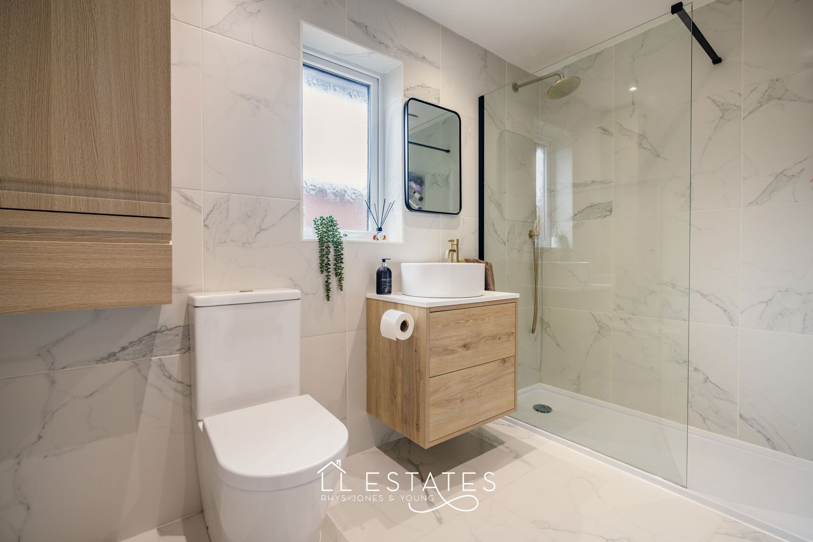 2 bed bungalow for sale in Lon Celynnen, Rhyl, LL18 4LZ 5