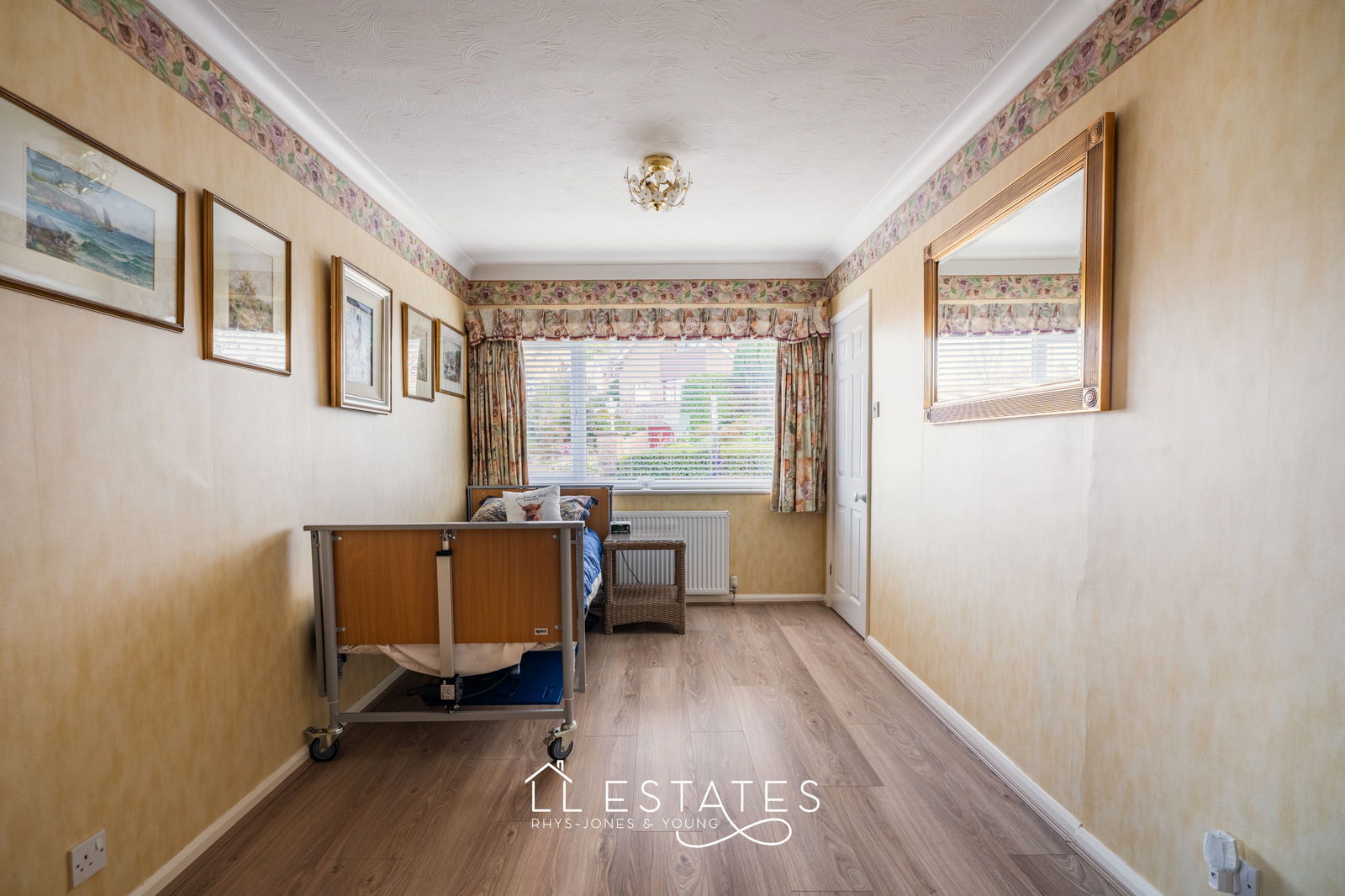 2 bed detached house for sale in The Avenue, Prestatyn, LL19 9RE  - Property Image 12