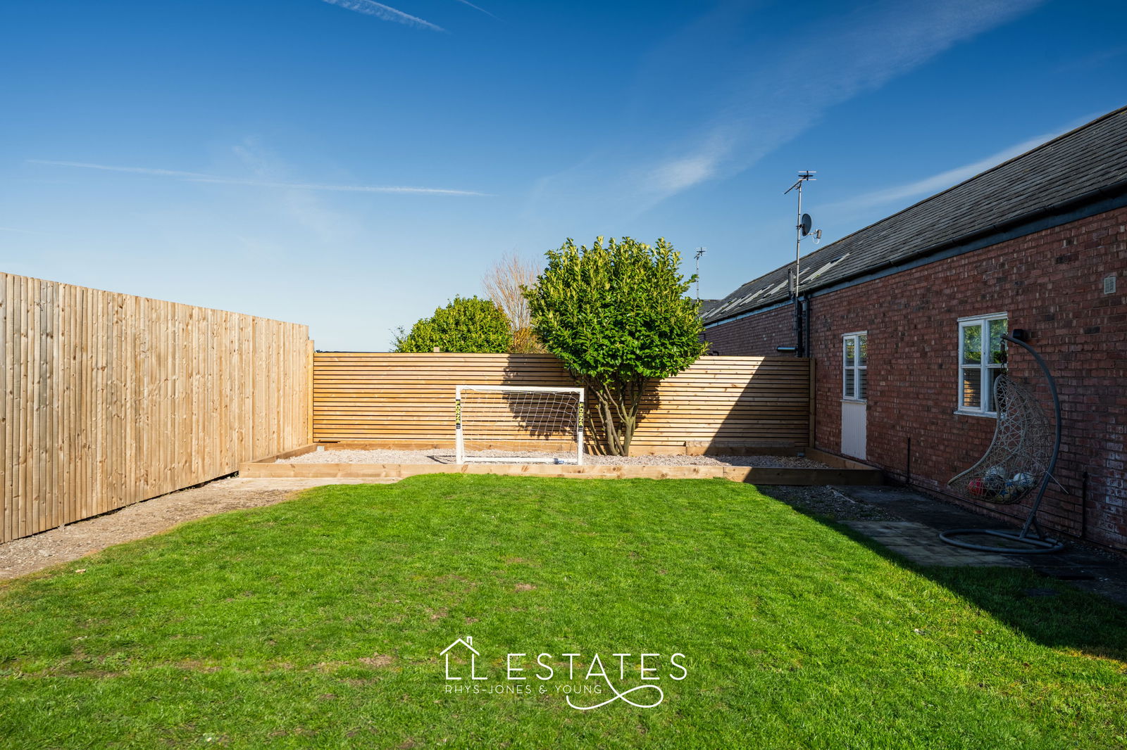 3 bed mews house for sale in Dyserth Road, Rhyl, LL18 4DY  - Property Image 14