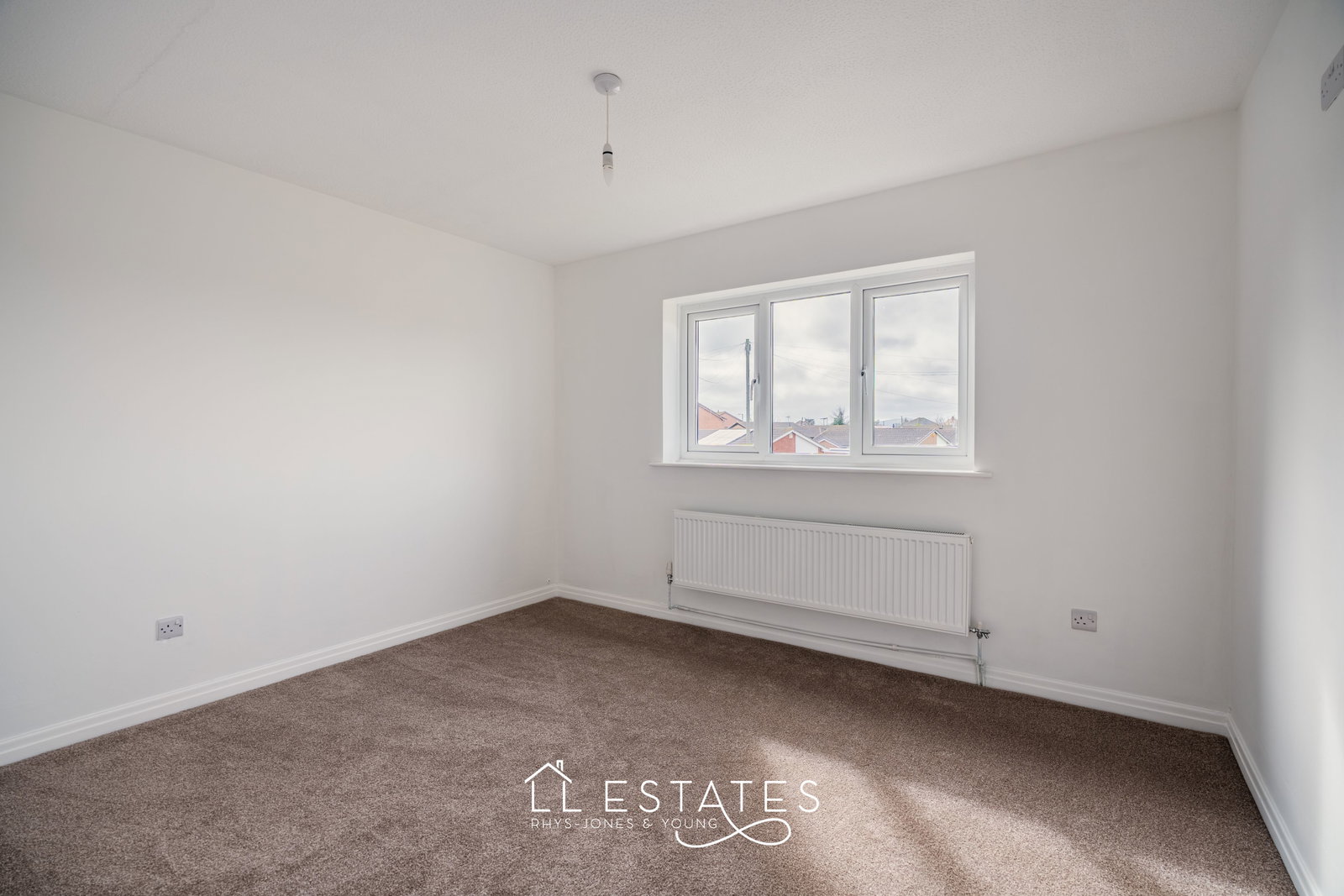 2 bed semi-detached house for sale in Maple Avenue, Rhyl, LL18 4JT  - Property Image 7