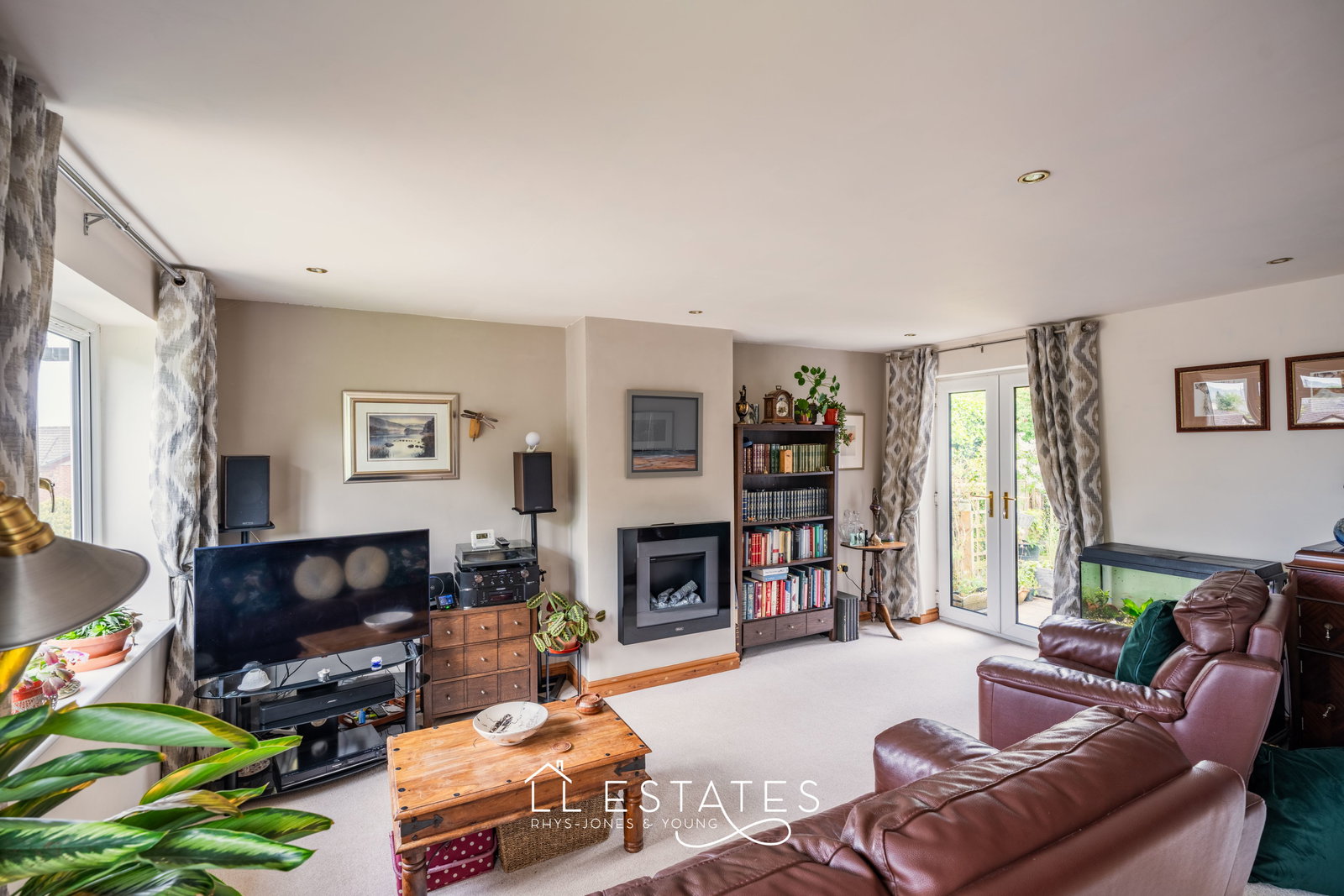 3 bed detached house for sale in Cae Felin, Betws Yn Rhos, LL22 8AZ 3