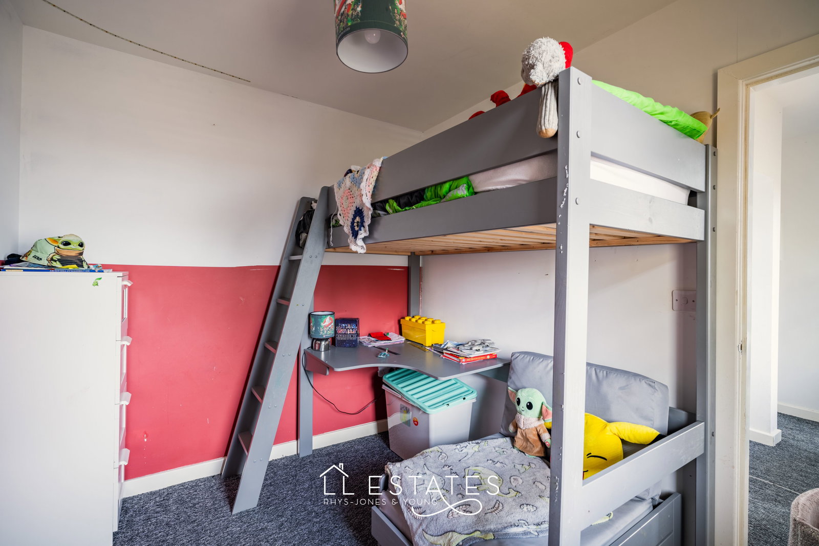 3 bed terraced house for sale in St. Davids Square, Rhyl, LL18 2ER  - Property Image 8