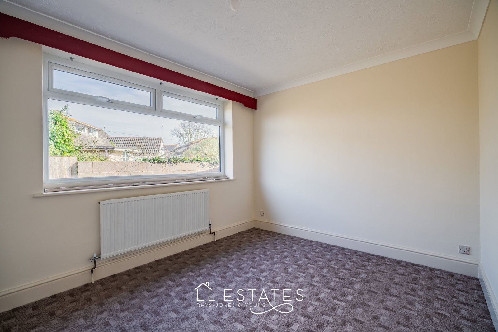 3 bed bungalow for sale in Denbigh Circle, Kinmel Bay, LL18 5HW 7