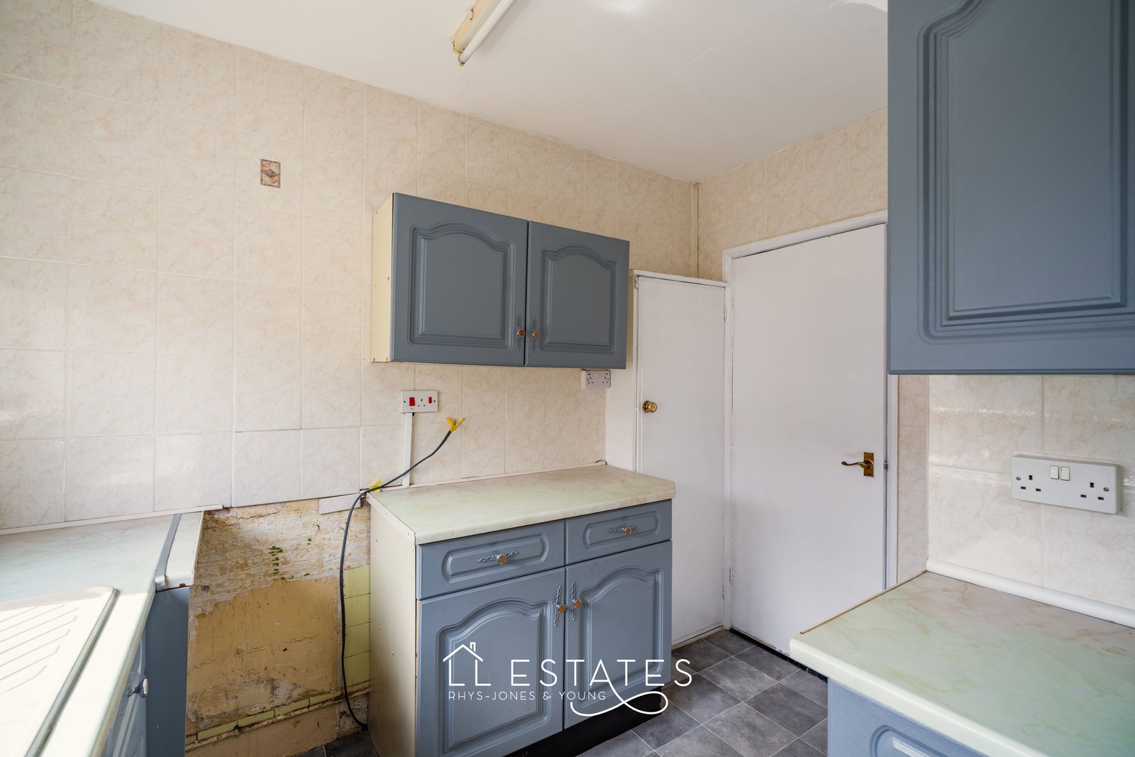 3 bed semi-detached house for sale in Frederick Street, Rhyl 5