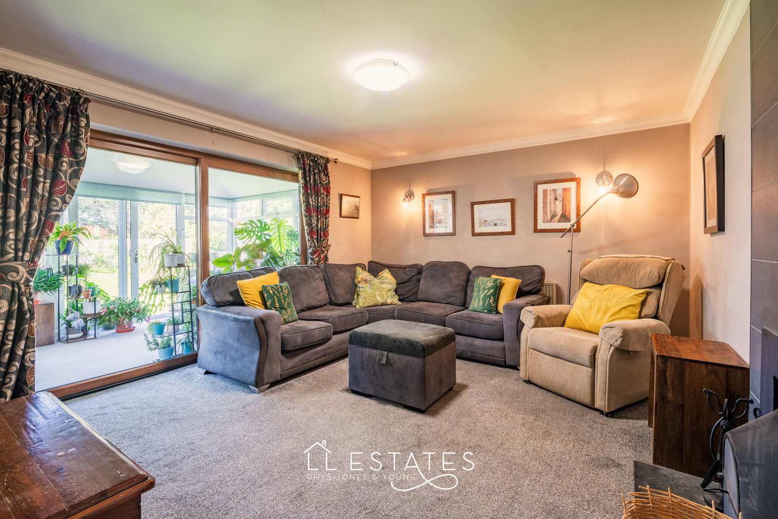 4 bed detached house for sale in Vicarage Lane, Rhuddlan, LL18 2UE 3