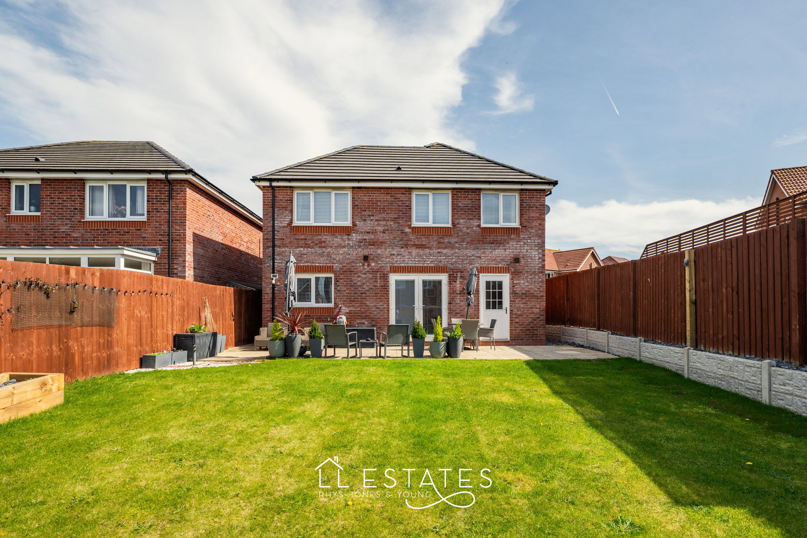 4 bed detached house for sale in Ffordd Elsie, Rhyl, LL18 4FP  - Property Image 14