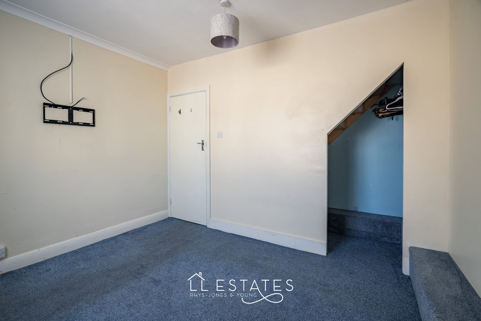 3 bed semi-detached house for sale in Seabank Road, Rhyl, LL18 1EA  - Property Image 7