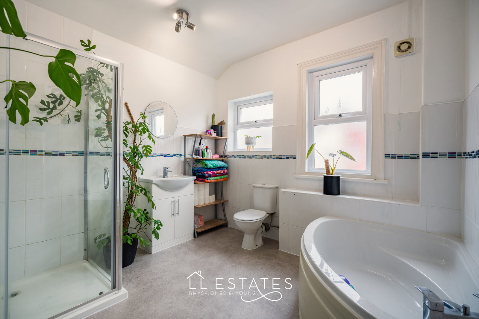 2 bed terraced house for sale in Ernest Street, Rhyl, LL18 2DN  - Property Image 6