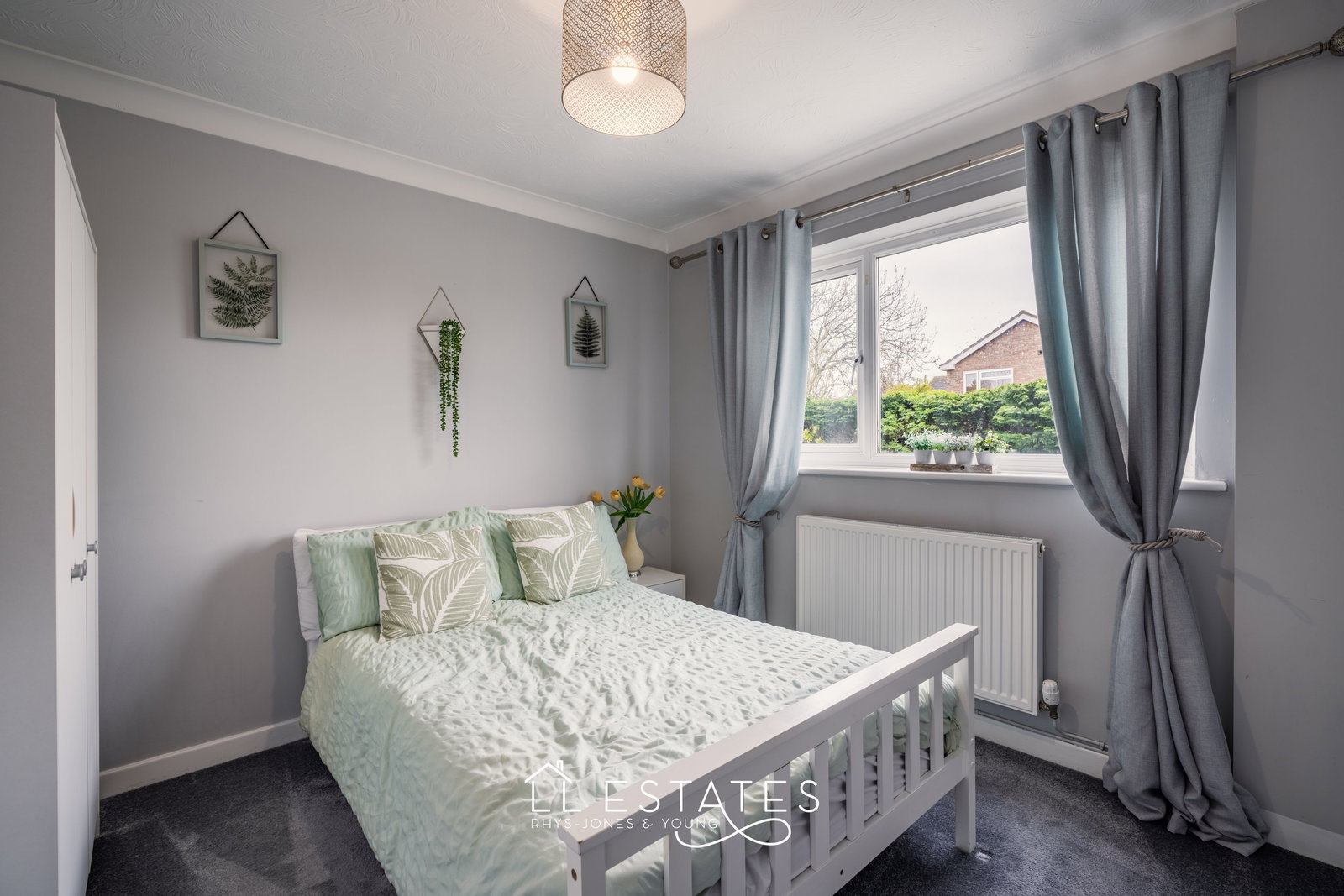 3 bed link detached house for sale in Llwyn Onn, St. Asaph 7