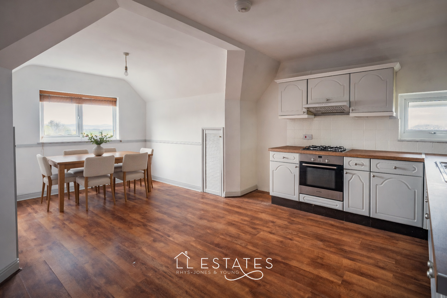 3 bed flat for sale in Fforddlas, Prestatyn, LL19 9SG  - Property Image 4