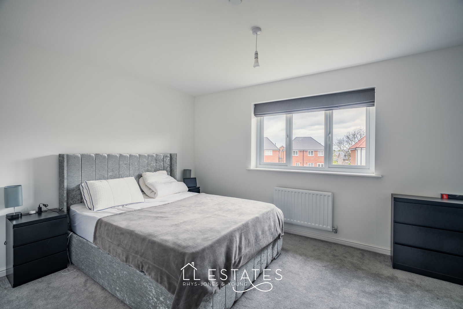 2 bed semi-detached house for sale in Rhodfa Cae Isa, St Asaph, LL17 0FP  - Property Image 6