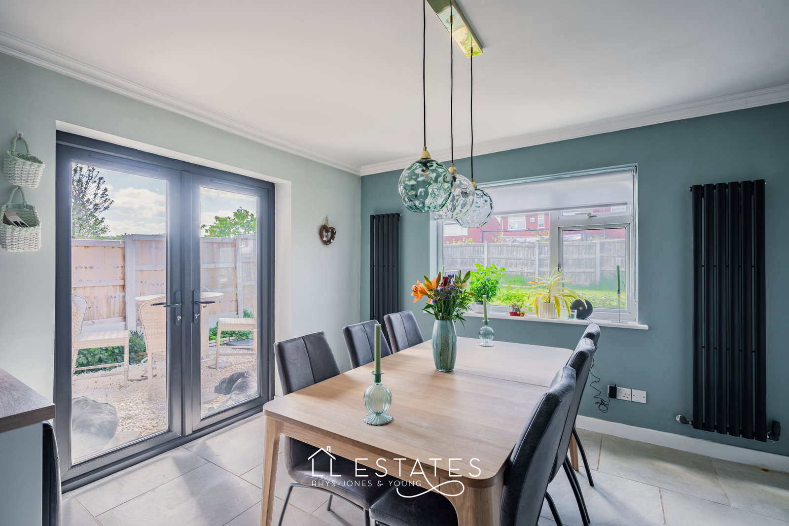 2 bed ground floor flat for sale in Ffordd Penrhwylfa, Prestatyn LL19 8AH 2