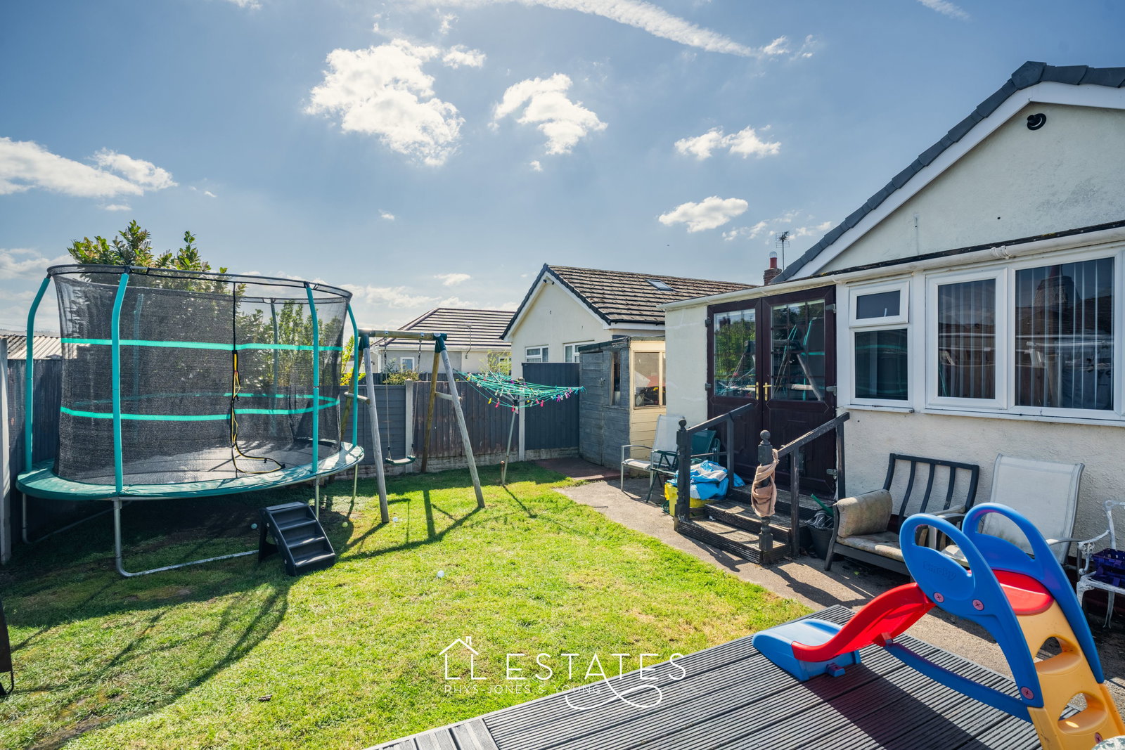 3 bed bungalow for sale in Bryn Cwnin Road, Rhyl, LL18 4UD  - Property Image 12