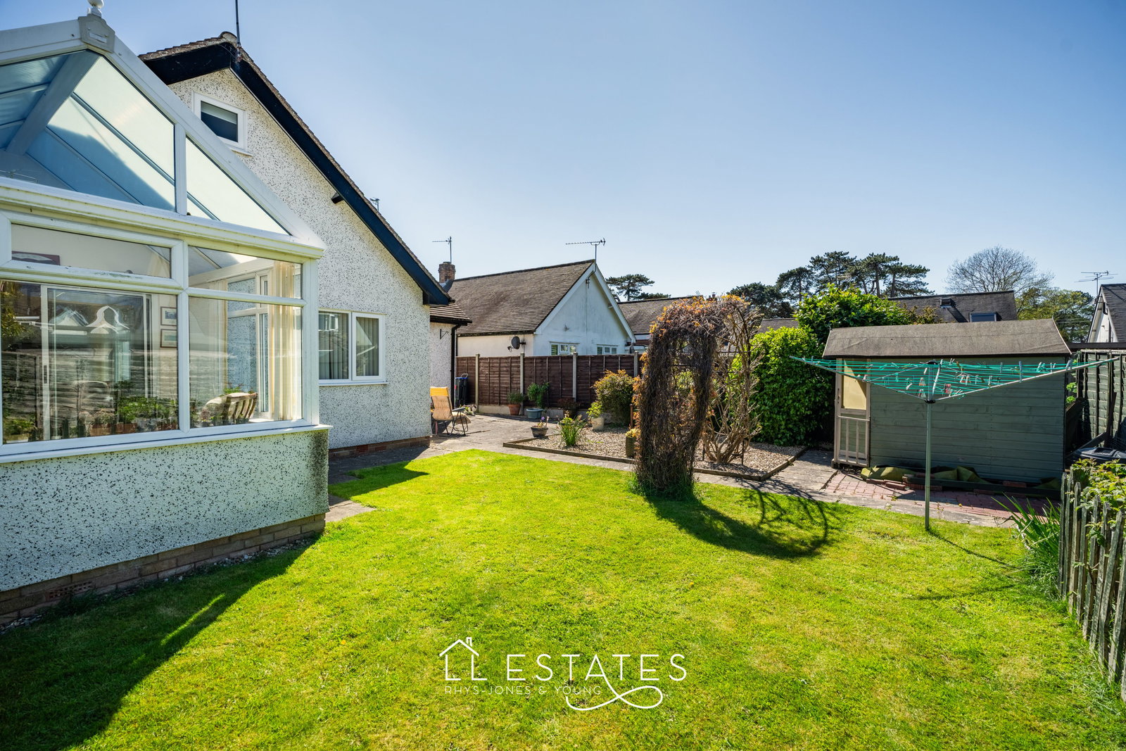 4 bed detached house for sale in Roe Parc, St. Asaph, LL17 0LD  - Property Image 3