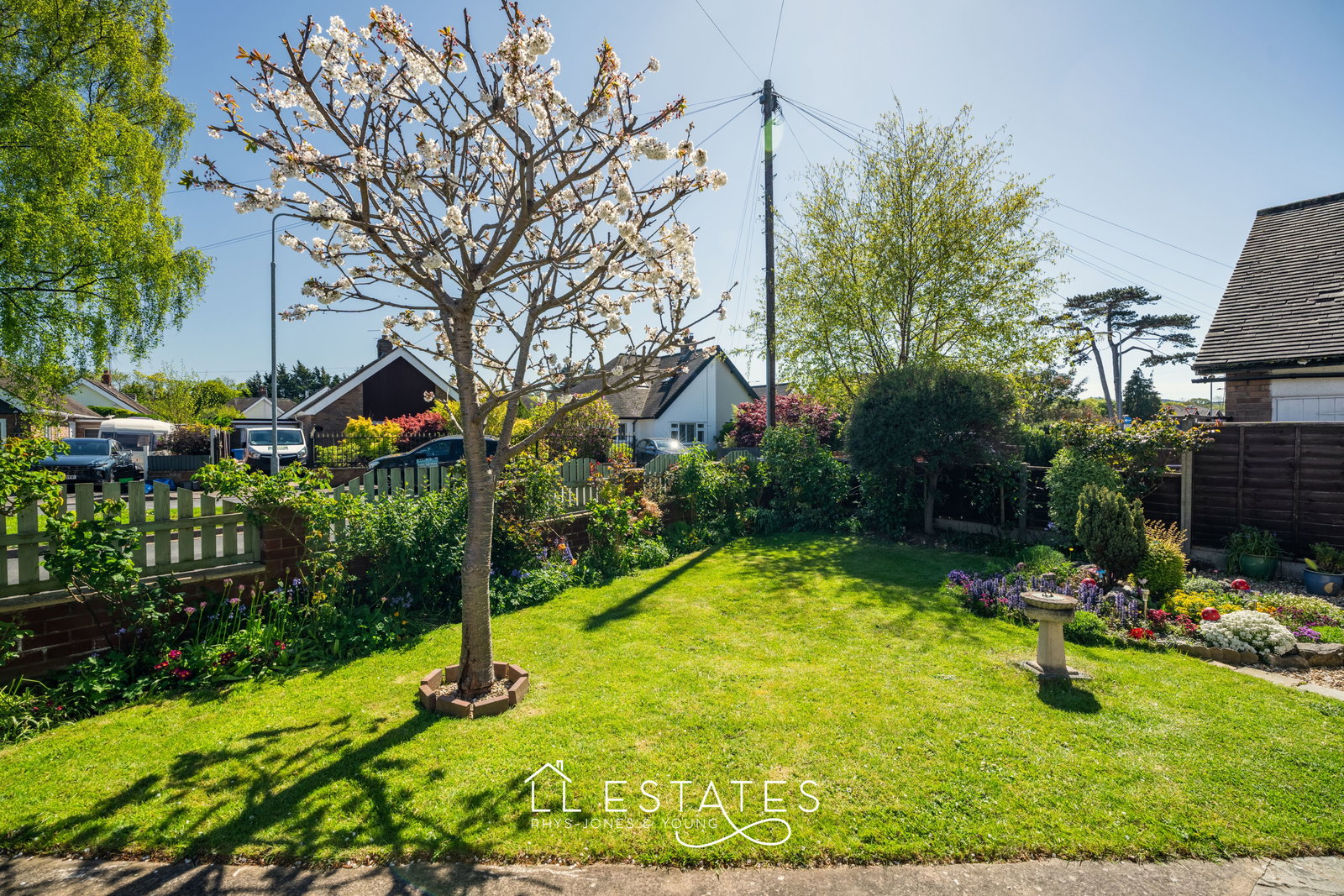 4 bed detached house for sale in Roe Parc, St. Asaph, LL17 0LD 1