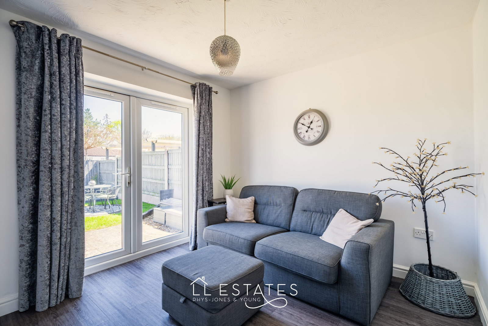 3 bed detached house for sale in Parc Y Castell, Towyn, LL22 9NZ 5