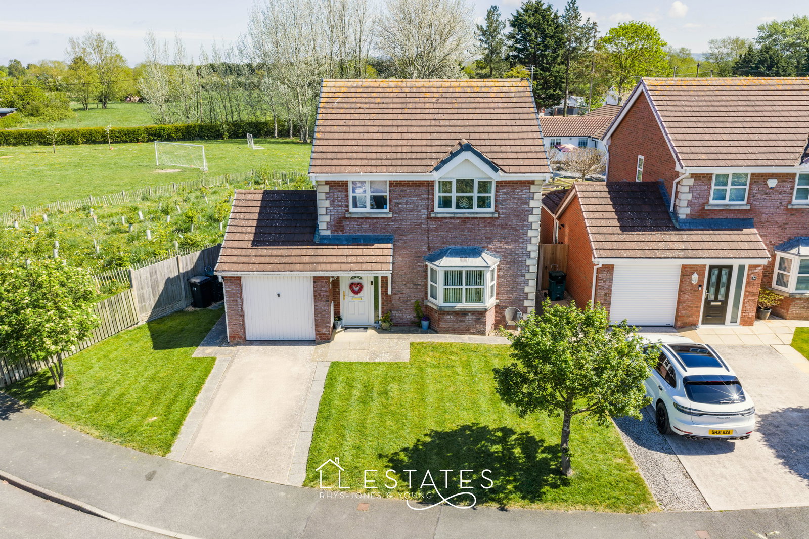 3 bed detached house for sale in Parc Y Castell, Towyn, LL22 9NZ 14