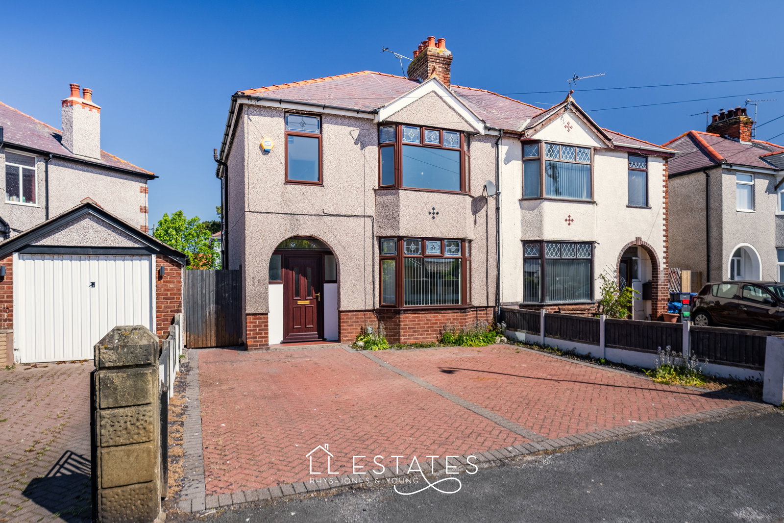 3 bed semi-detached house for sale in Stanley Park Avenue, Rhyl, LL18 4SB - Property Image 1