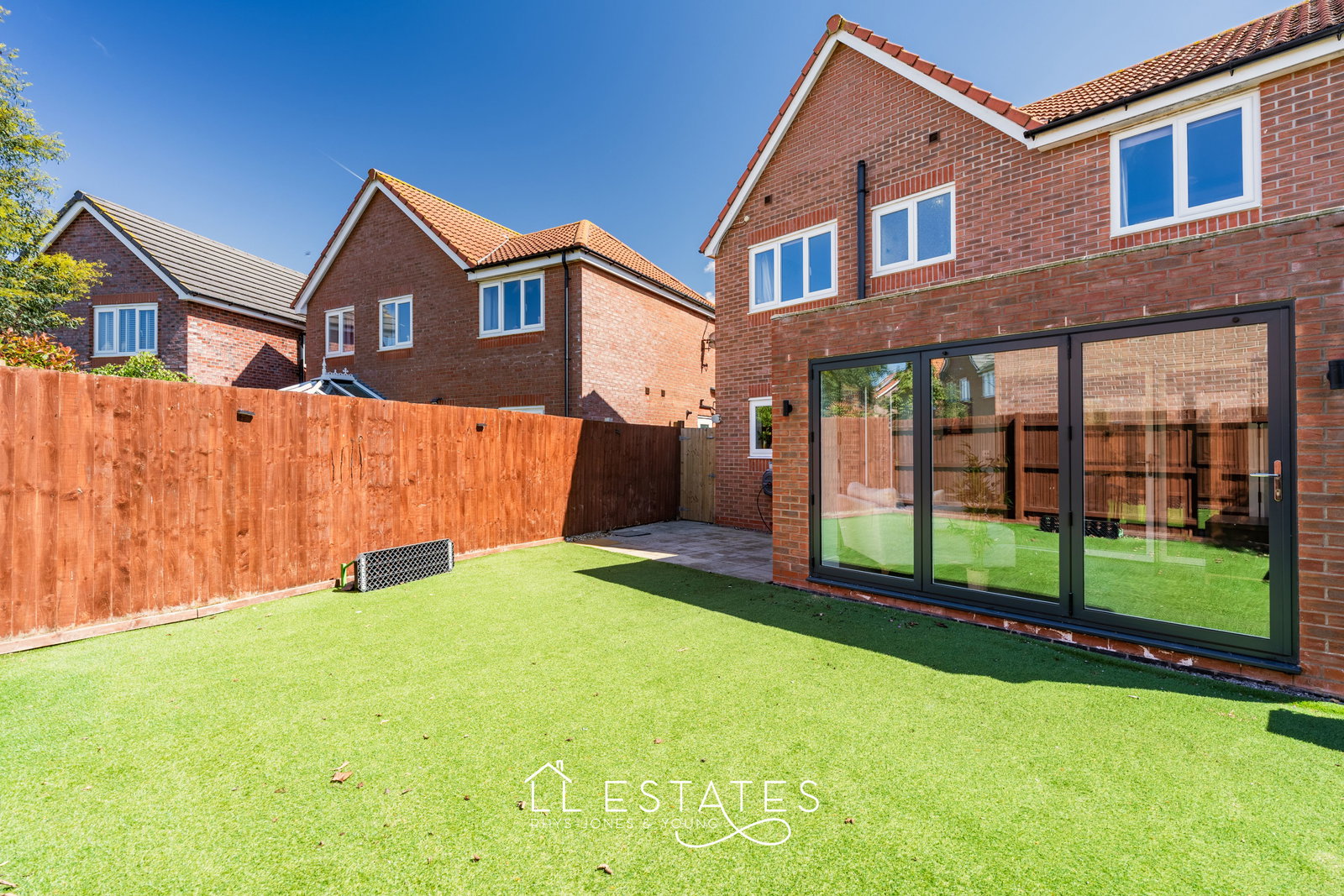 4 bed detached house for sale in Golygfa Clwyd, Rhyl 13