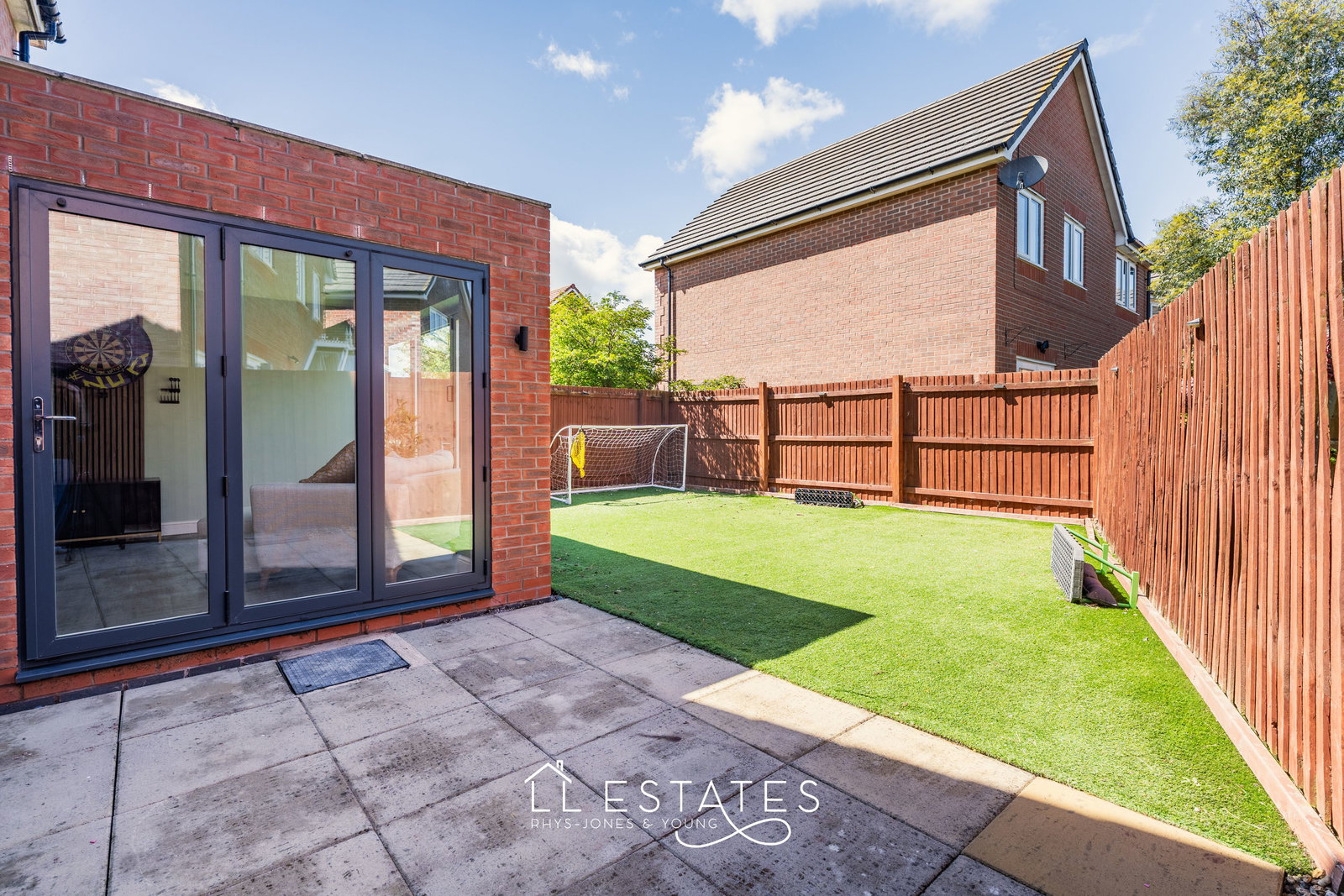 4 bed detached house for sale in Golygfa Clwyd, Rhyl 12
