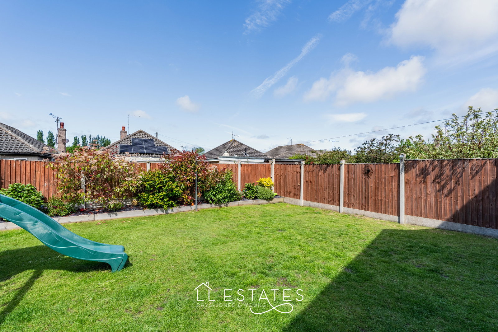 3 bed bungalow for sale in Fforddisa, Prestatyn, LL19 8ED 13
