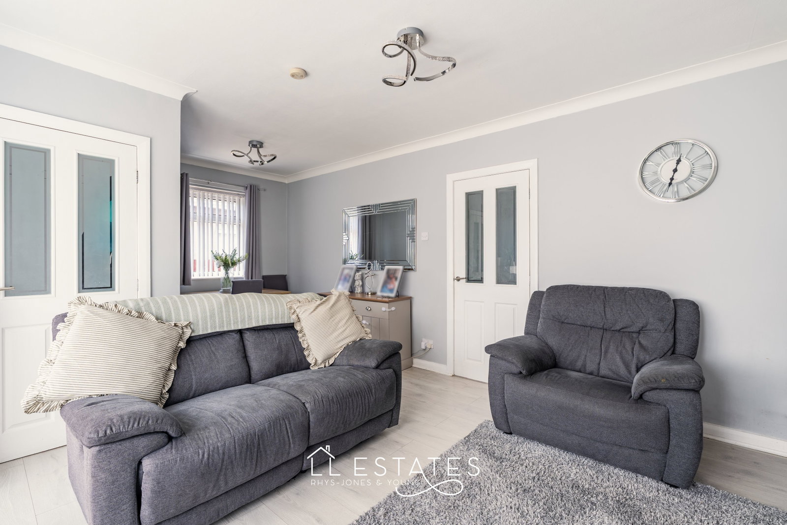 3 bed bungalow for sale in Fforddisa, Prestatyn, LL19 8ED  - Property Image 3