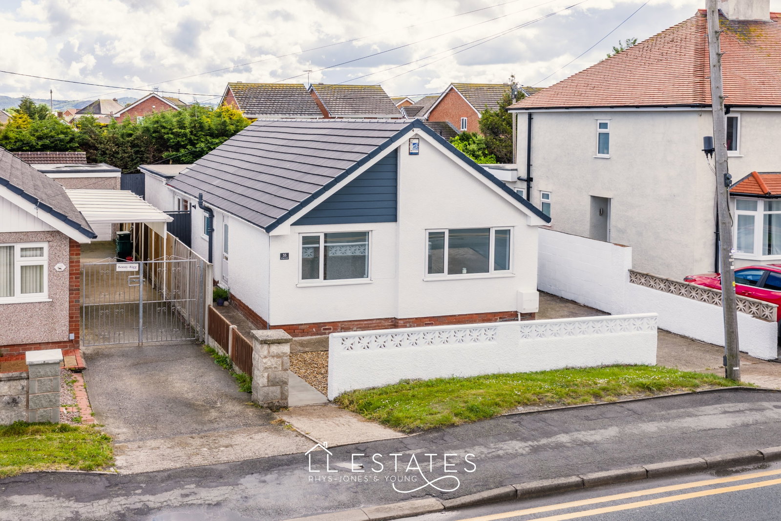 3 bed bungalow for sale in St. Asaph Avenue, Kinmel Bay, LL18 5EY - Property Image 1