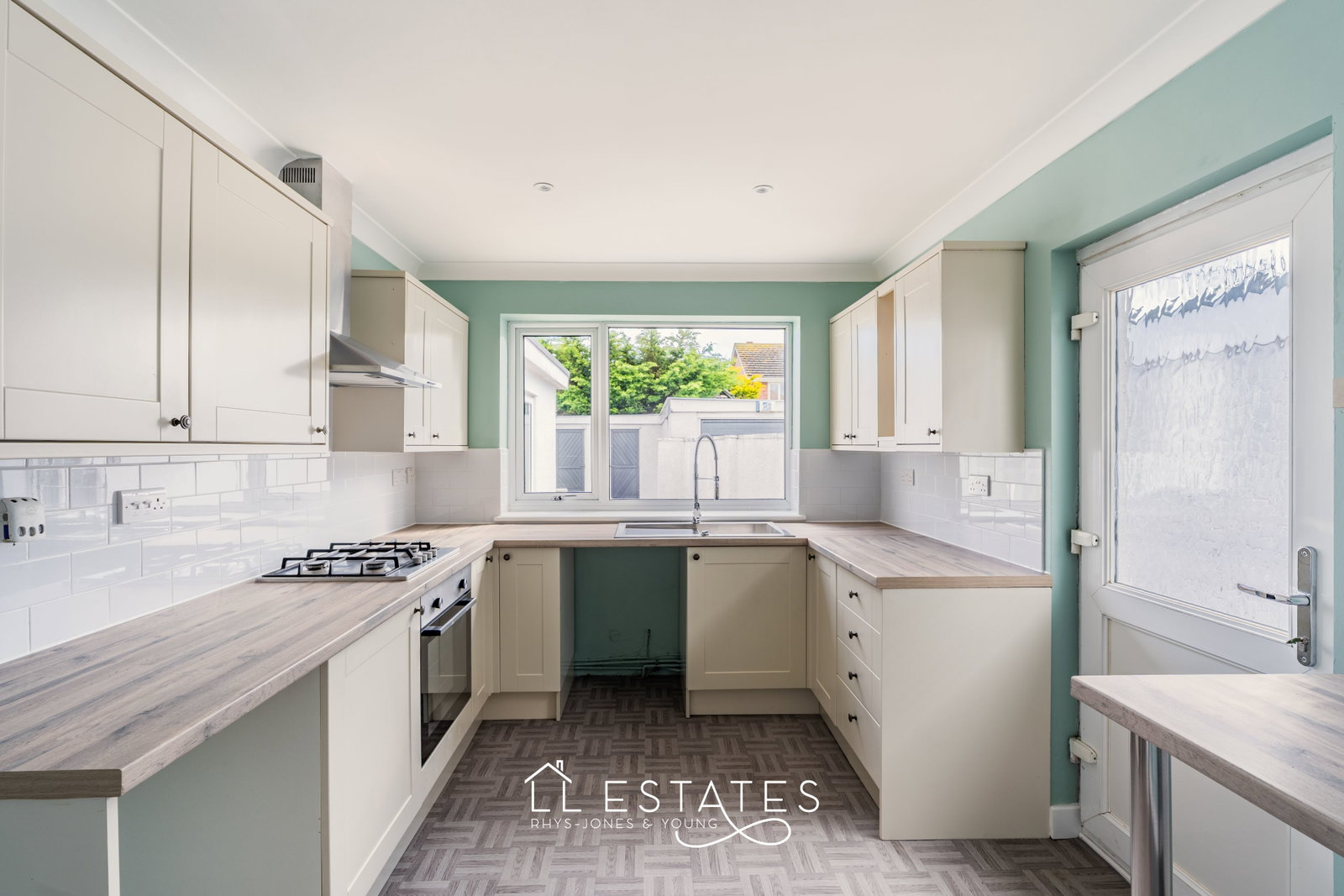 3 bed bungalow for sale in St. Asaph Avenue, Kinmel Bay, LL18 5EY 4