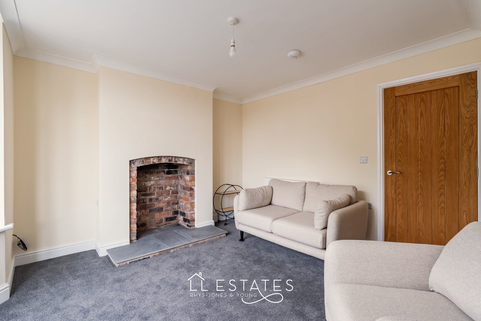 2 bed semi-detached bungalow for sale in Rhyl Coast Road, Rhyl, LL18 3PS  - Property Image 6