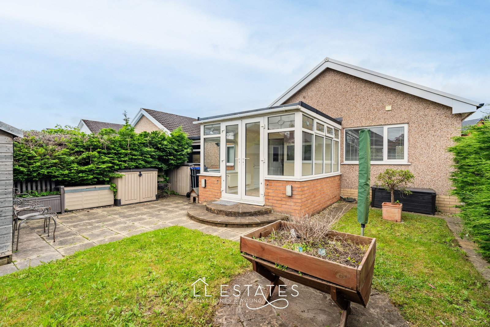 2 bed bungalow for sale in Lon Cwybr, Rhuddlan, LL18 2SX  - Property Image 3