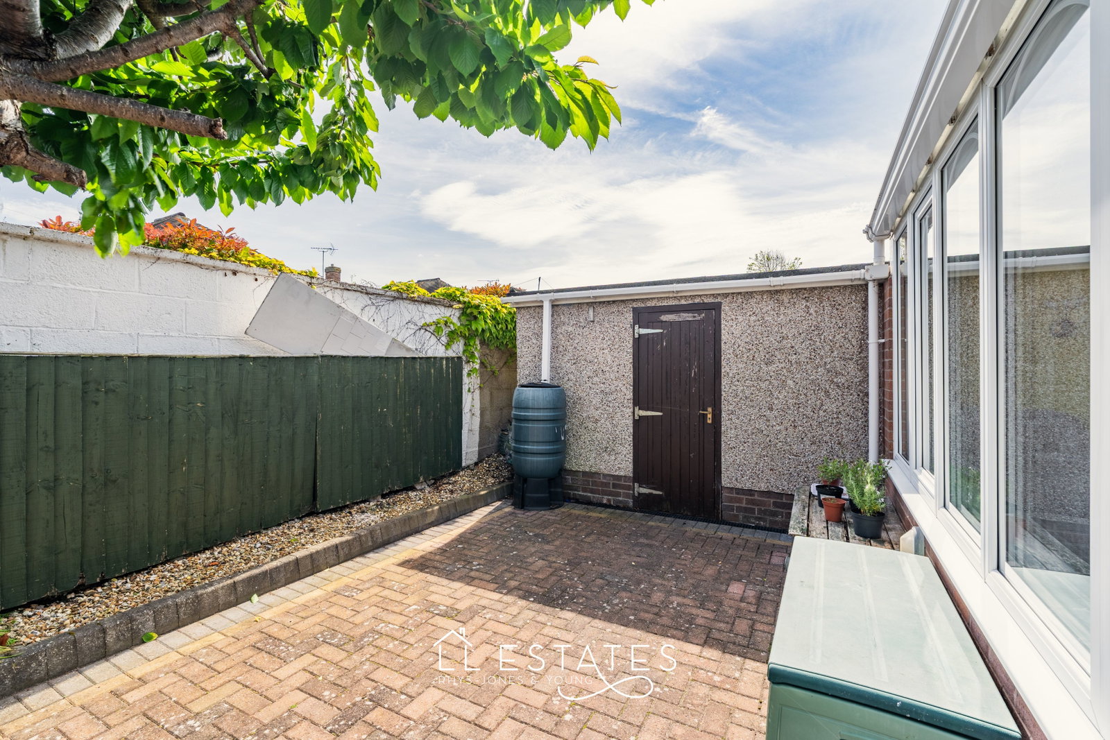 3 bed bungalow for sale in Ffordd Nant, Rhuddlan, LL18 2SW 10