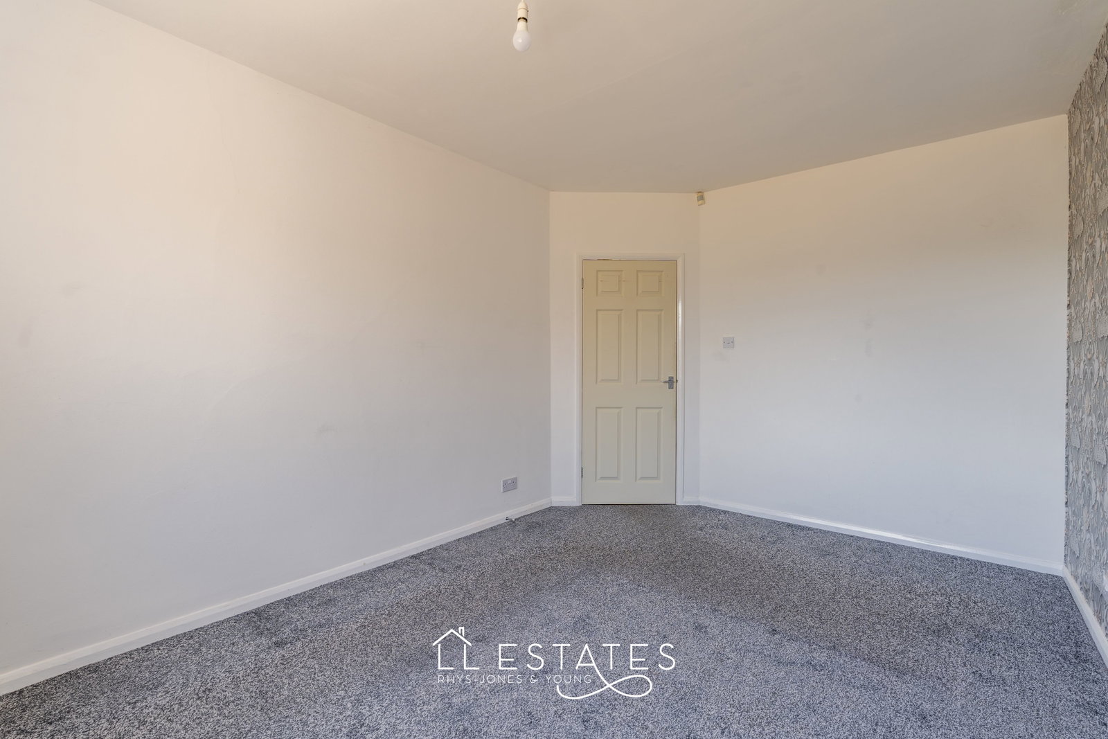 2 bed bungalow for sale in Bryn Cwnin Road, Rhyl, LL18 4UB 6