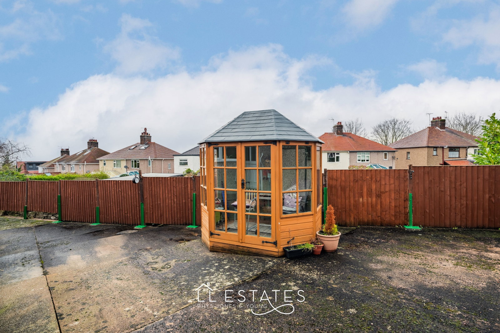 2 bed bungalow for sale in Linden Close, Prestatyn, LL19 9EG  - Property Image 9
