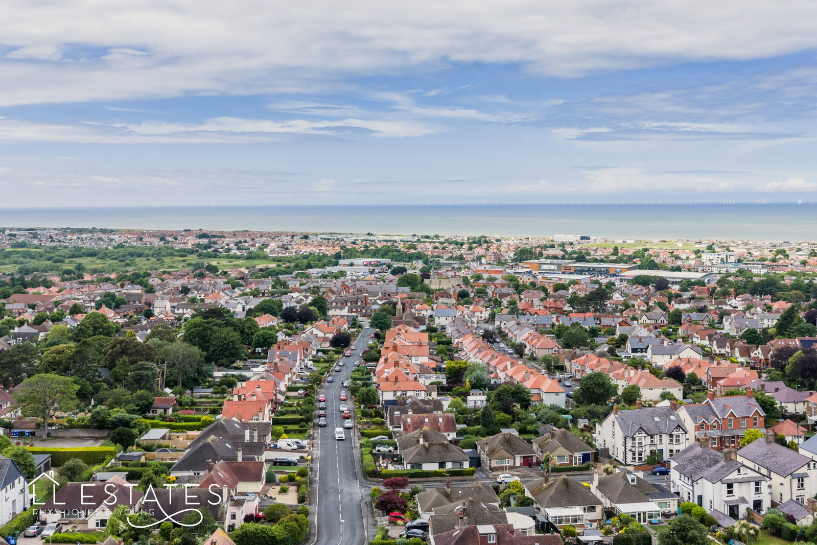 3 bed detached house for sale in Hillside, Prestatyn, LL19 9EN  - Property Image 2