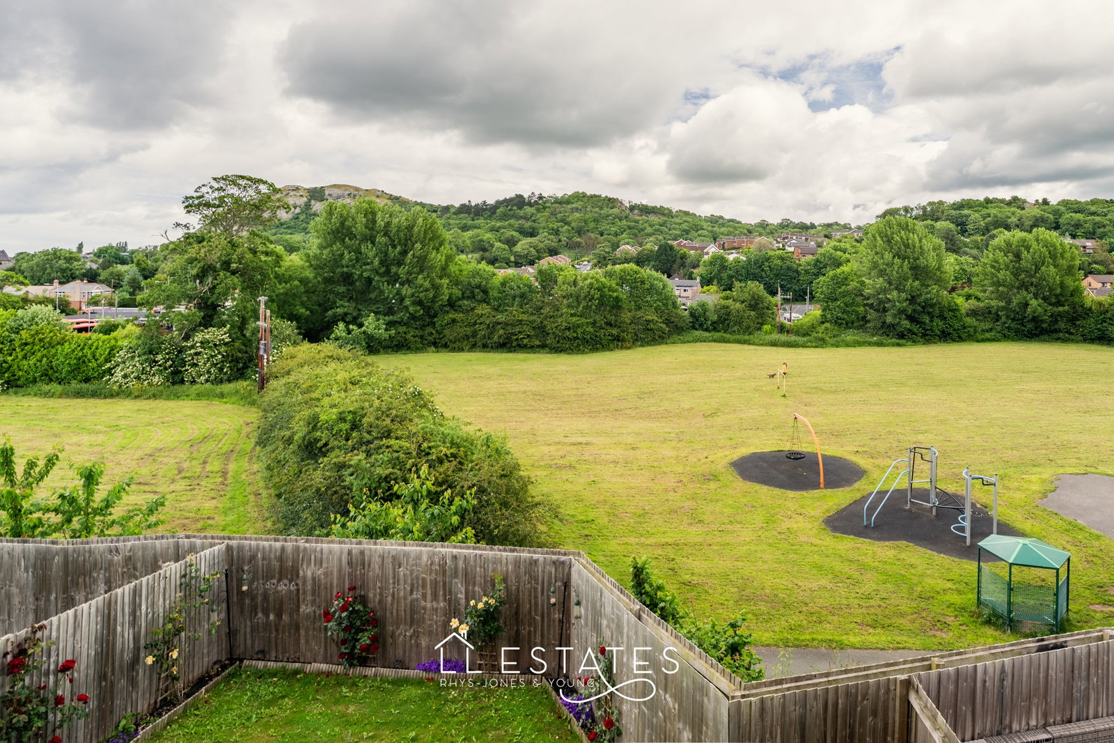 3 bed detached house for sale in Maes Cwyfan, Dyserth, LL18 6BF 10